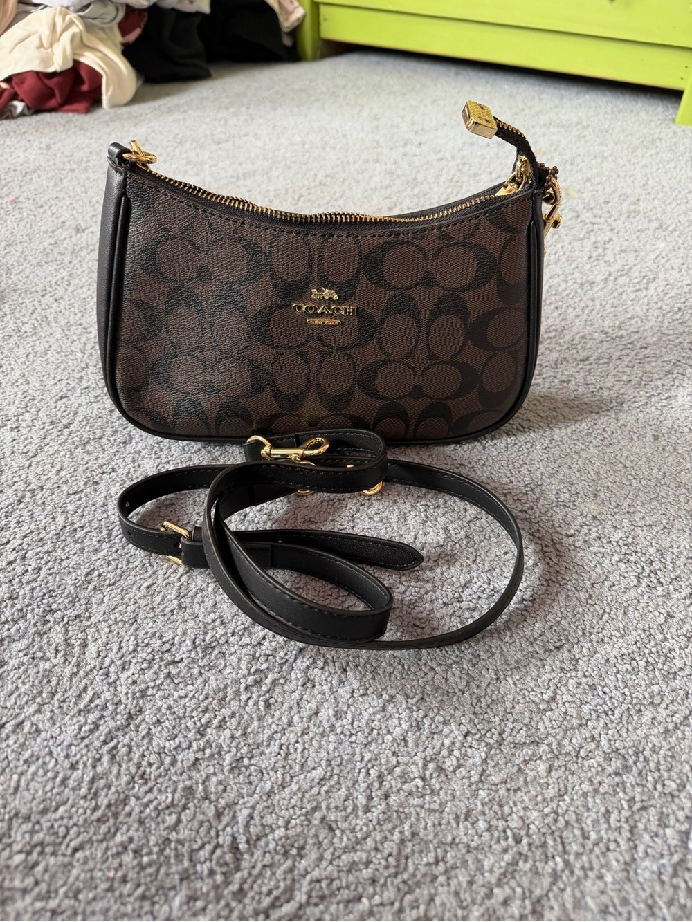 Coach Teri Shoulder Bag